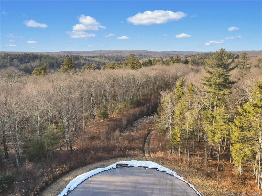 42 Fox Hunt Way, Harwinton, Connecticut image 3