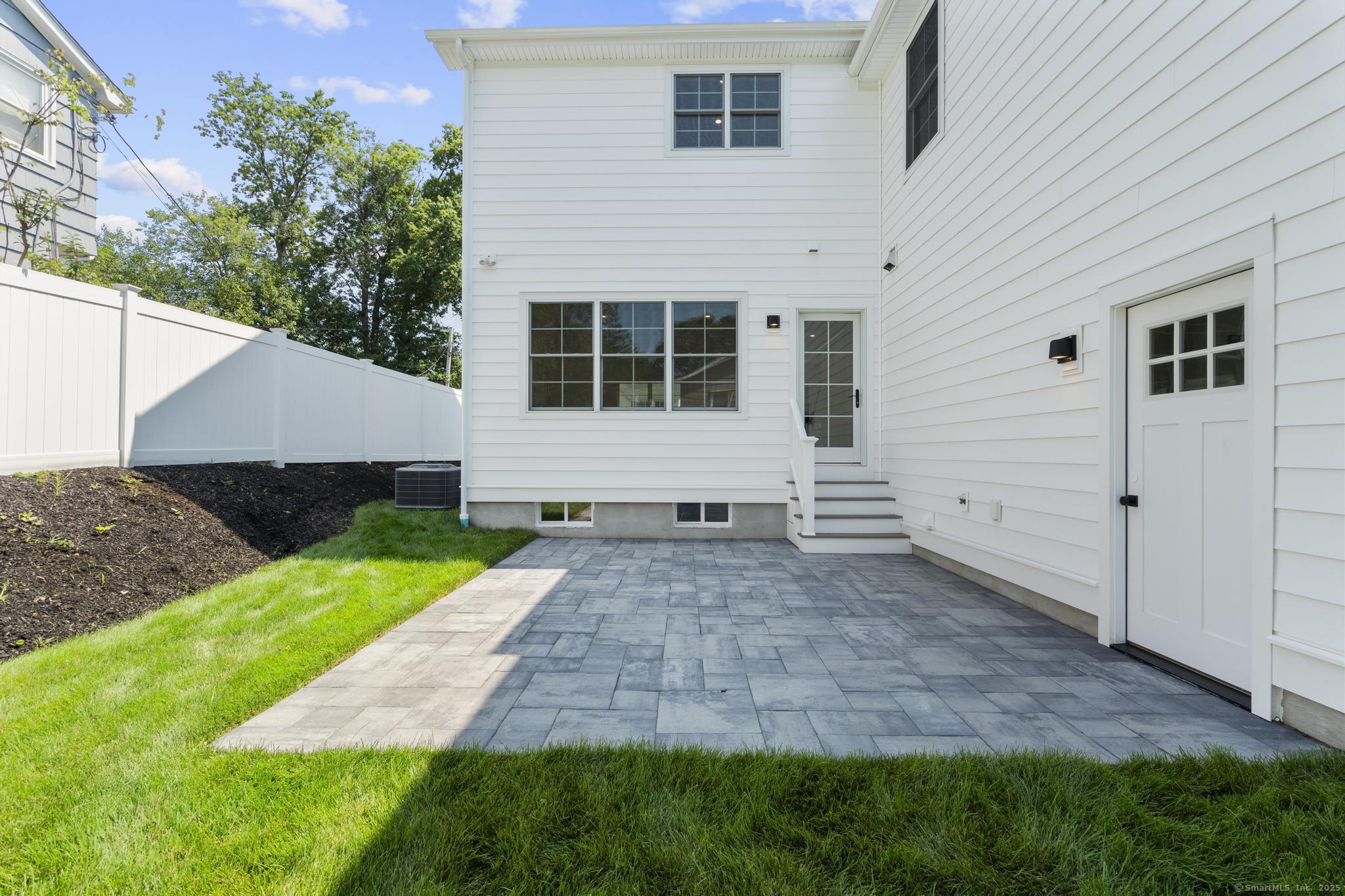 15 Barton Road
