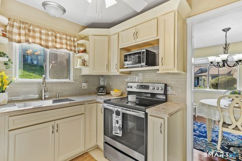 Tiny photo for 29 Heritage Village #B, Southbury, CT 06488 (MLS # 24164977)