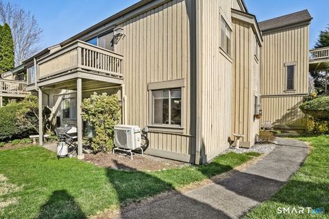 Tiny photo for 29 Heritage Village #B, Southbury, CT 06488 (MLS # 24164977)