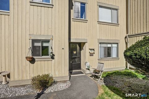 Tiny photo for 29 Heritage Village #B, Southbury, CT 06488 (MLS # 24164977)