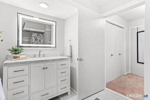 Tiny photo for 29 Heritage Village #B, Southbury, CT 06488 (MLS # 24164977)