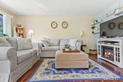 Tiny photo for 29 Heritage Village #B, Southbury, CT 06488 (MLS # 24164977)