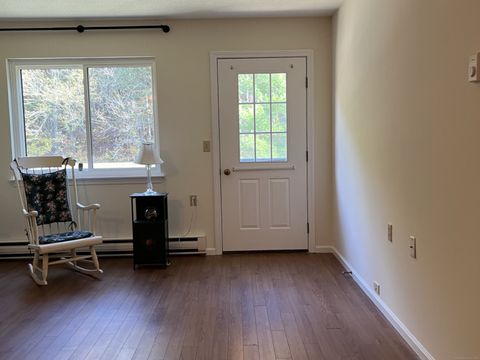 Tiny photo for 40 Firetown Road #APT 39, Simsbury, CT 06070 (MLS # 24136366)