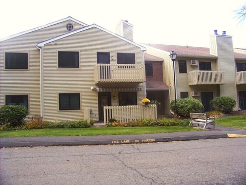 Tiny photo for 40 Firetown Road #APT 39, Simsbury, CT 06070 (MLS # 24136366)
