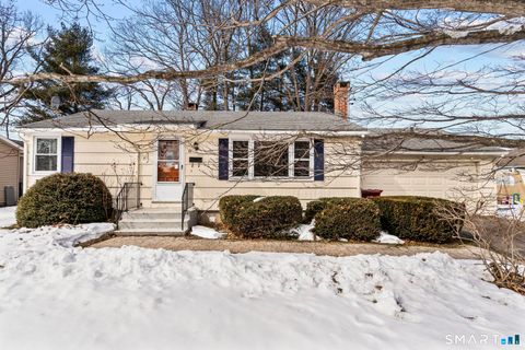 Photo of Naugatuck, CT 06770 (MLS # 24157526)