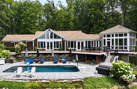 409 Northrop Street Bridgewater CT 06752