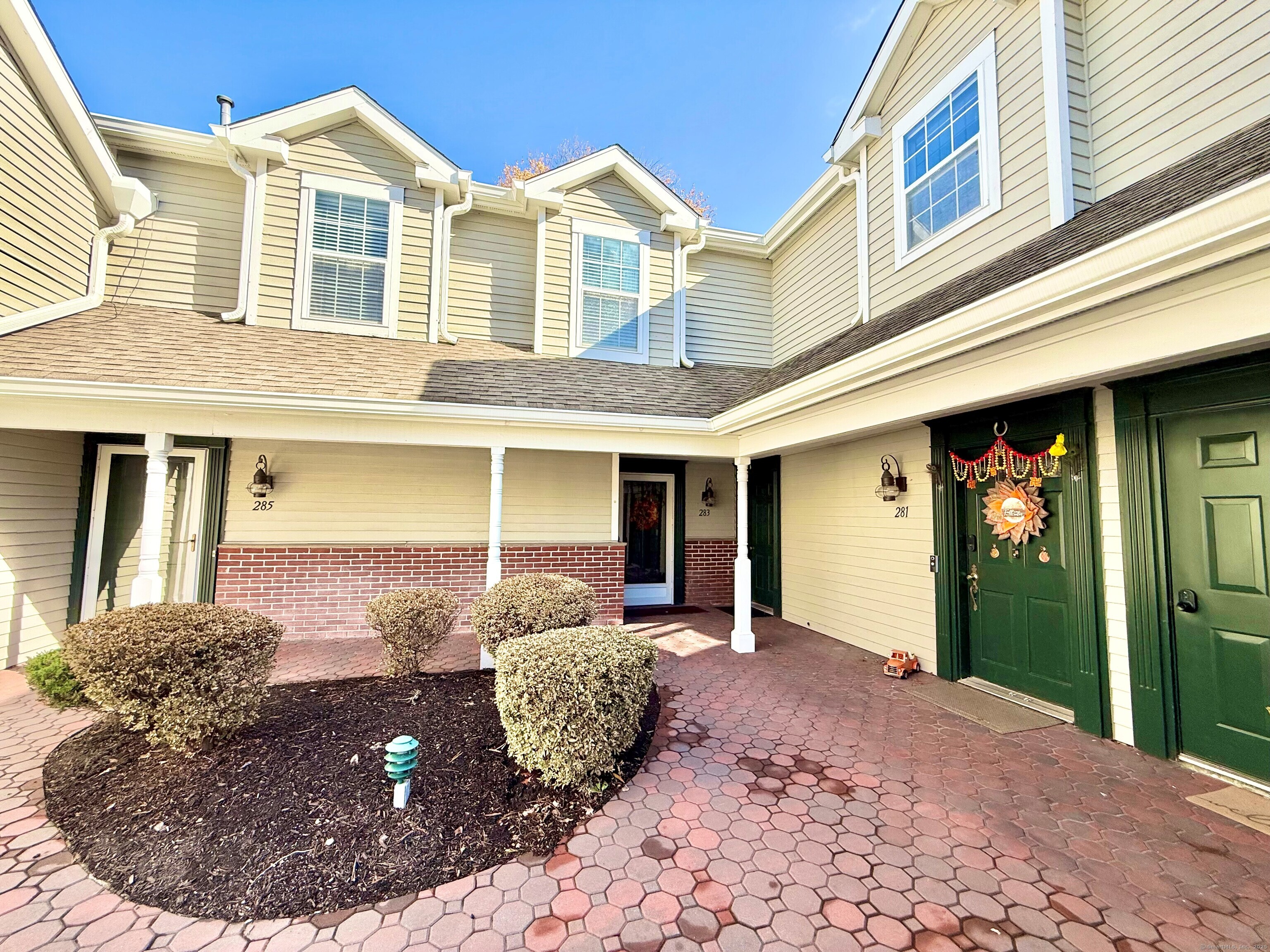 283 Mayfield Drive 283