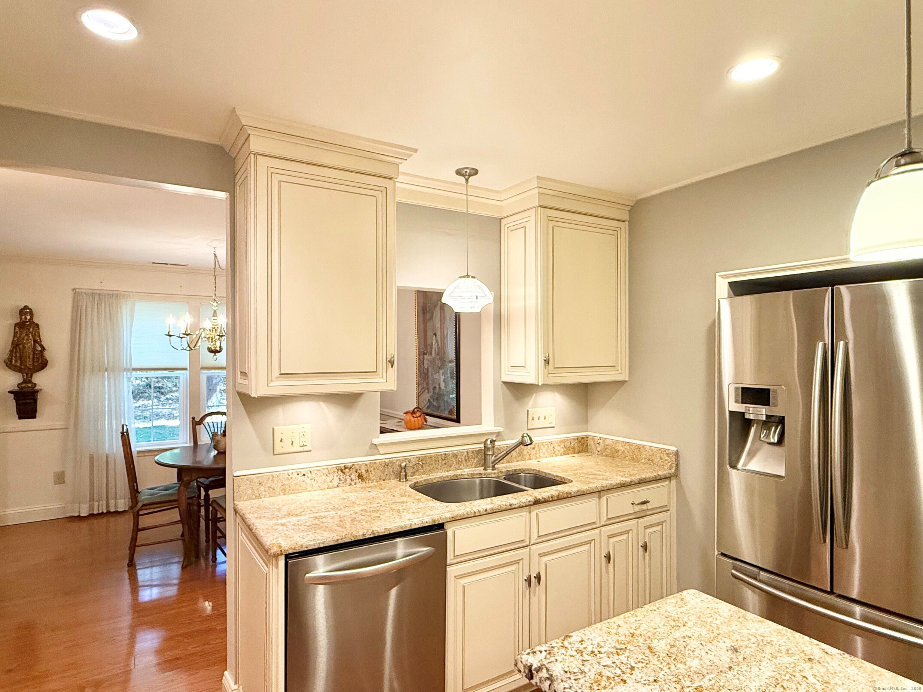 283 Mayfield Drive 283