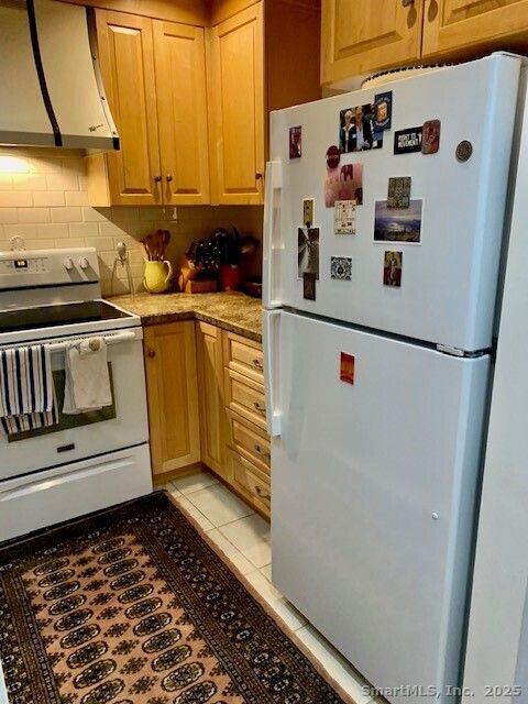 Tiny photo for 350 Grovers Avenue #1C, Bridgeport, CT 06605 (MLS # 24142423)