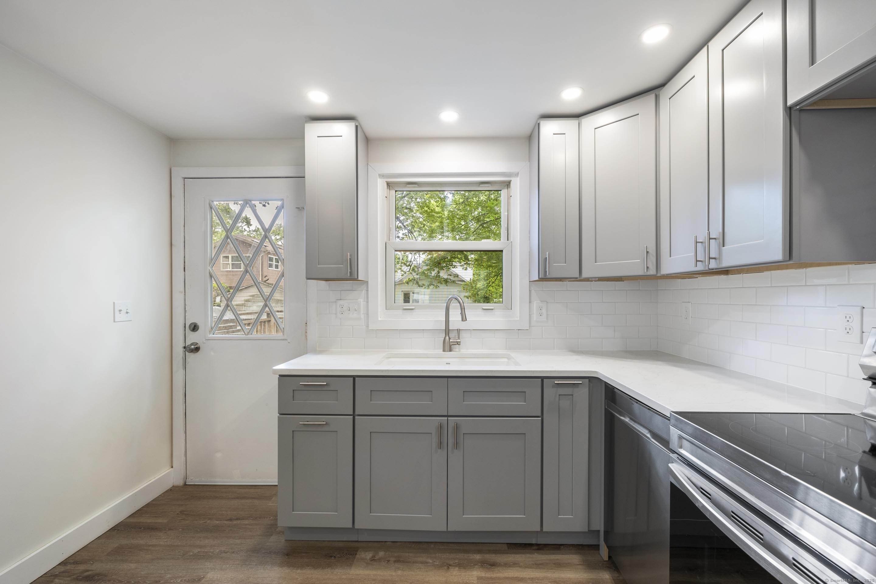 53 Kalish Avenue, Enfield, Connecticut image 8
