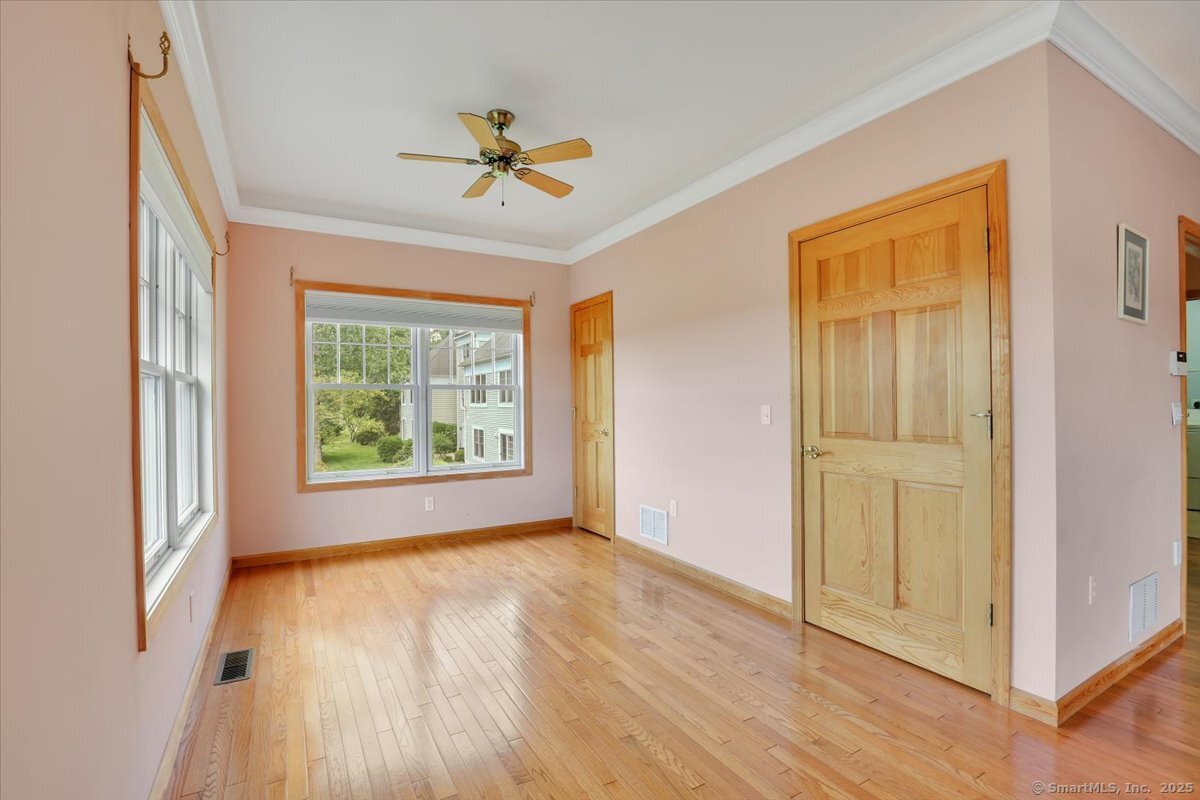 South Windsor, Connecticut 06074, United States, 2 Bedrooms Bedrooms, ,2 BathroomsBathrooms,Residential,Active,136131