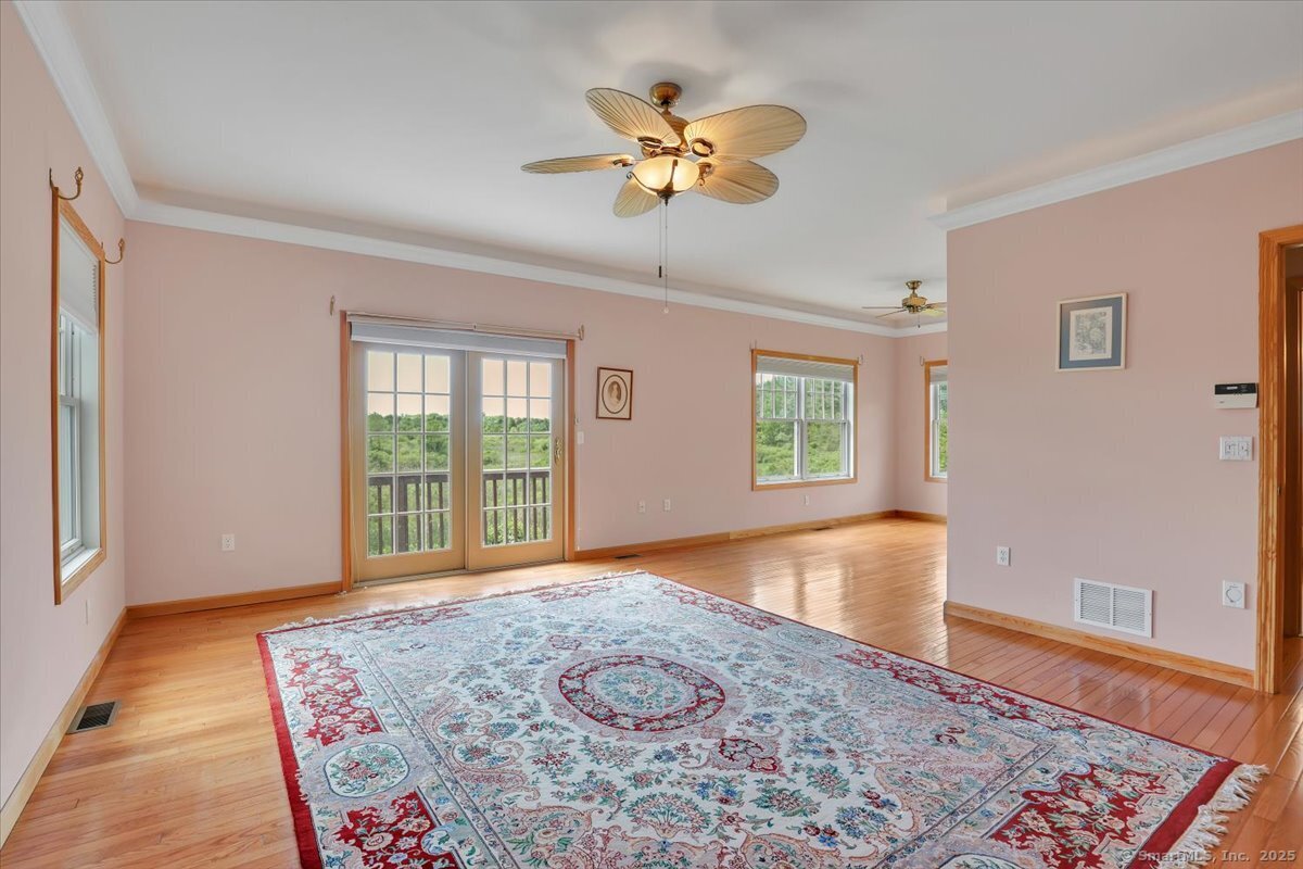 South Windsor, Connecticut 06074, United States, 2 Bedrooms Bedrooms, ,2 BathroomsBathrooms,Residential,Active,136131