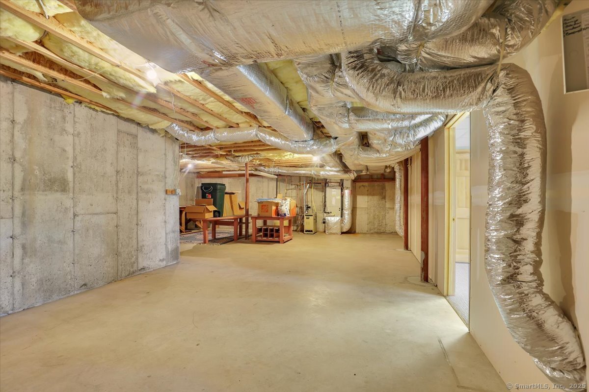 South Windsor, Connecticut 06074, United States, 2 Bedrooms Bedrooms, ,2 BathroomsBathrooms,Residential,Active,136131