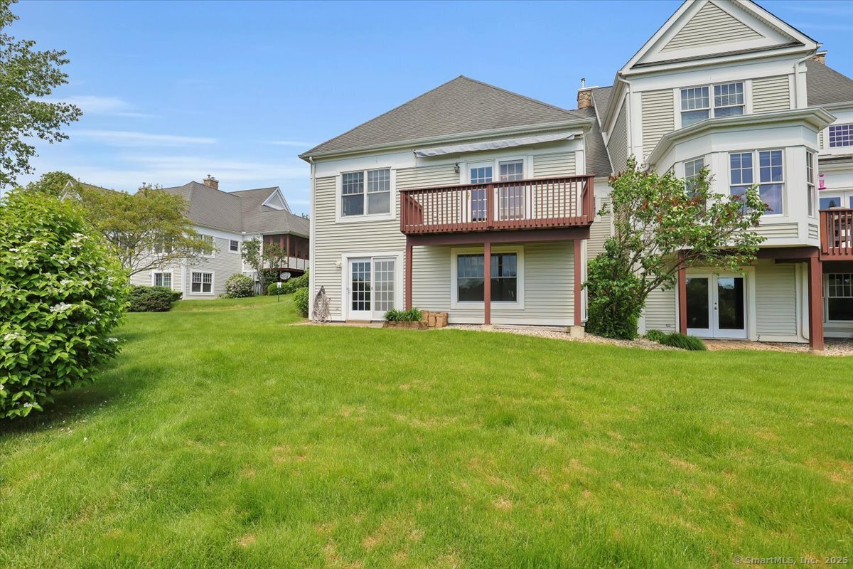 South Windsor, Connecticut 06074, United States, 2 Bedrooms Bedrooms, ,2 BathroomsBathrooms,Residential,Active,136131