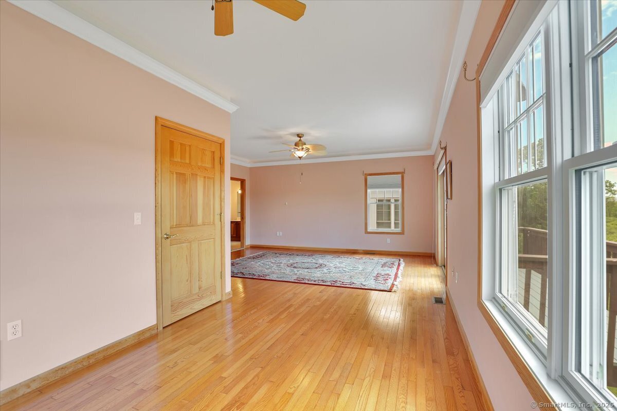 South Windsor, Connecticut 06074, United States, 2 Bedrooms Bedrooms, ,2 BathroomsBathrooms,Residential,Active,136131