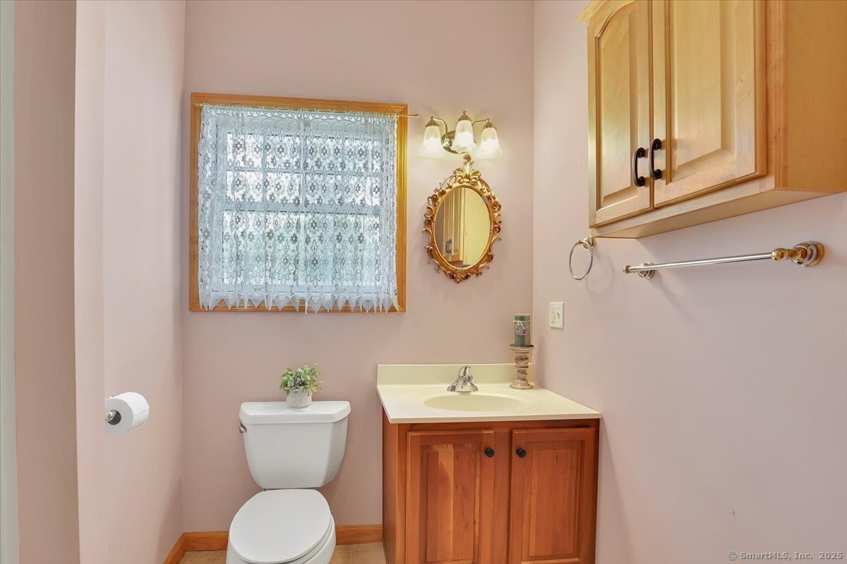 South Windsor, Connecticut 06074, United States, 2 Bedrooms Bedrooms, ,2 BathroomsBathrooms,Residential,Active,136131