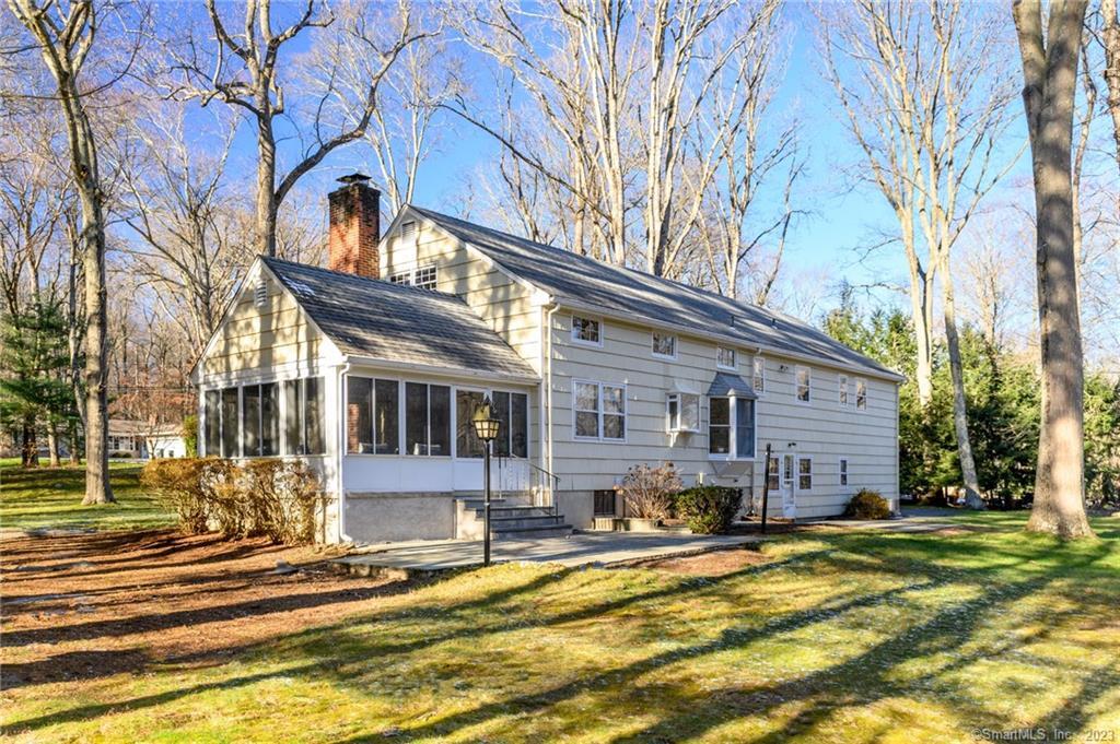 Photo 5 of 40 of 46 Brookdale Drive house