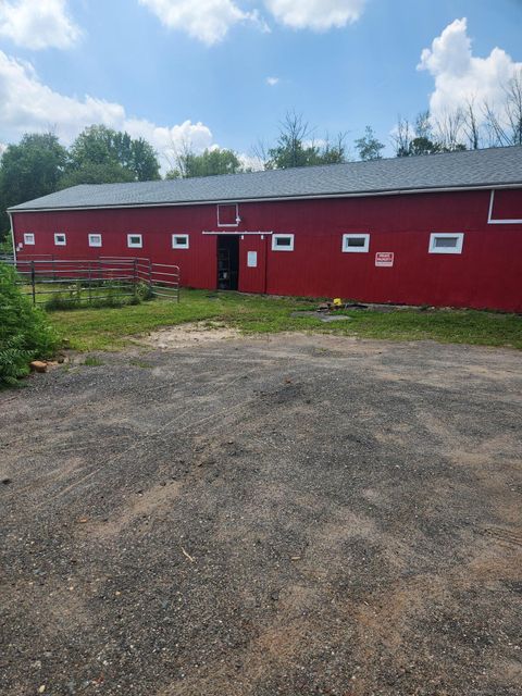 85 East Street East Granby CT 06026