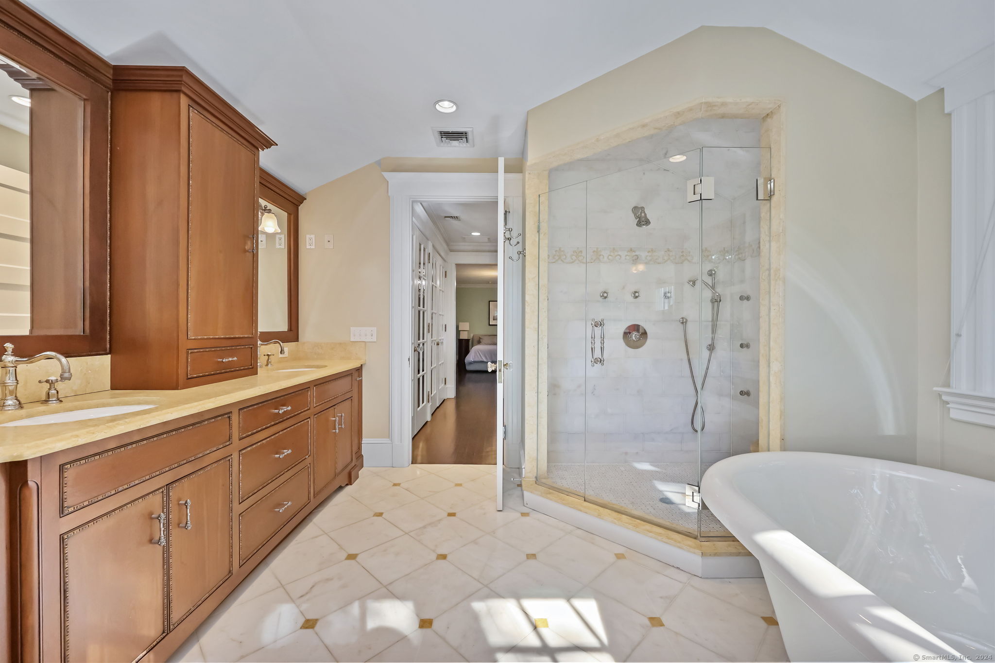 147 Old Church Road, Greenwich, Connecticut image 19