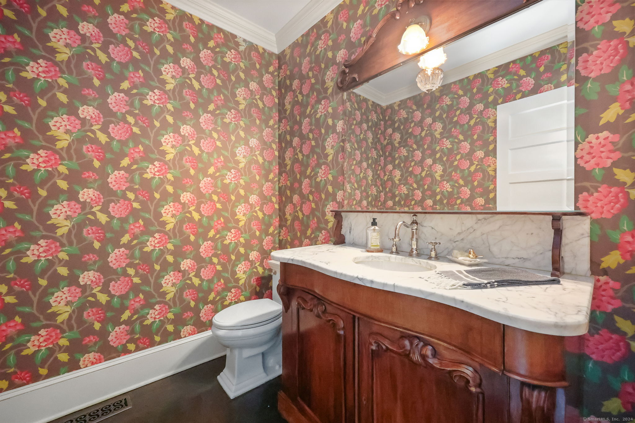 147 Old Church Road, Greenwich, Connecticut image 8