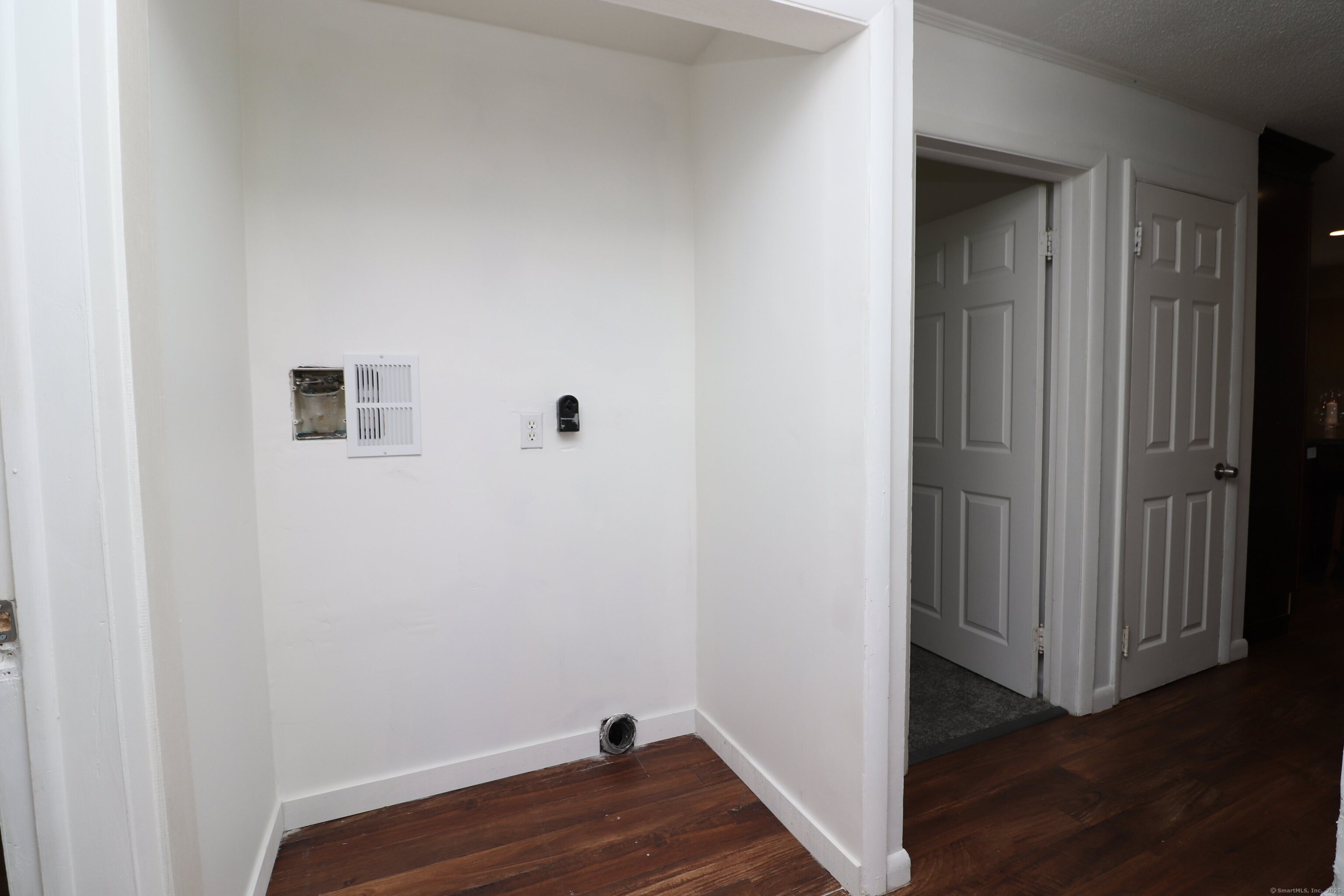 36 Aveline Avenue, Middlebury, Connecticut image 13