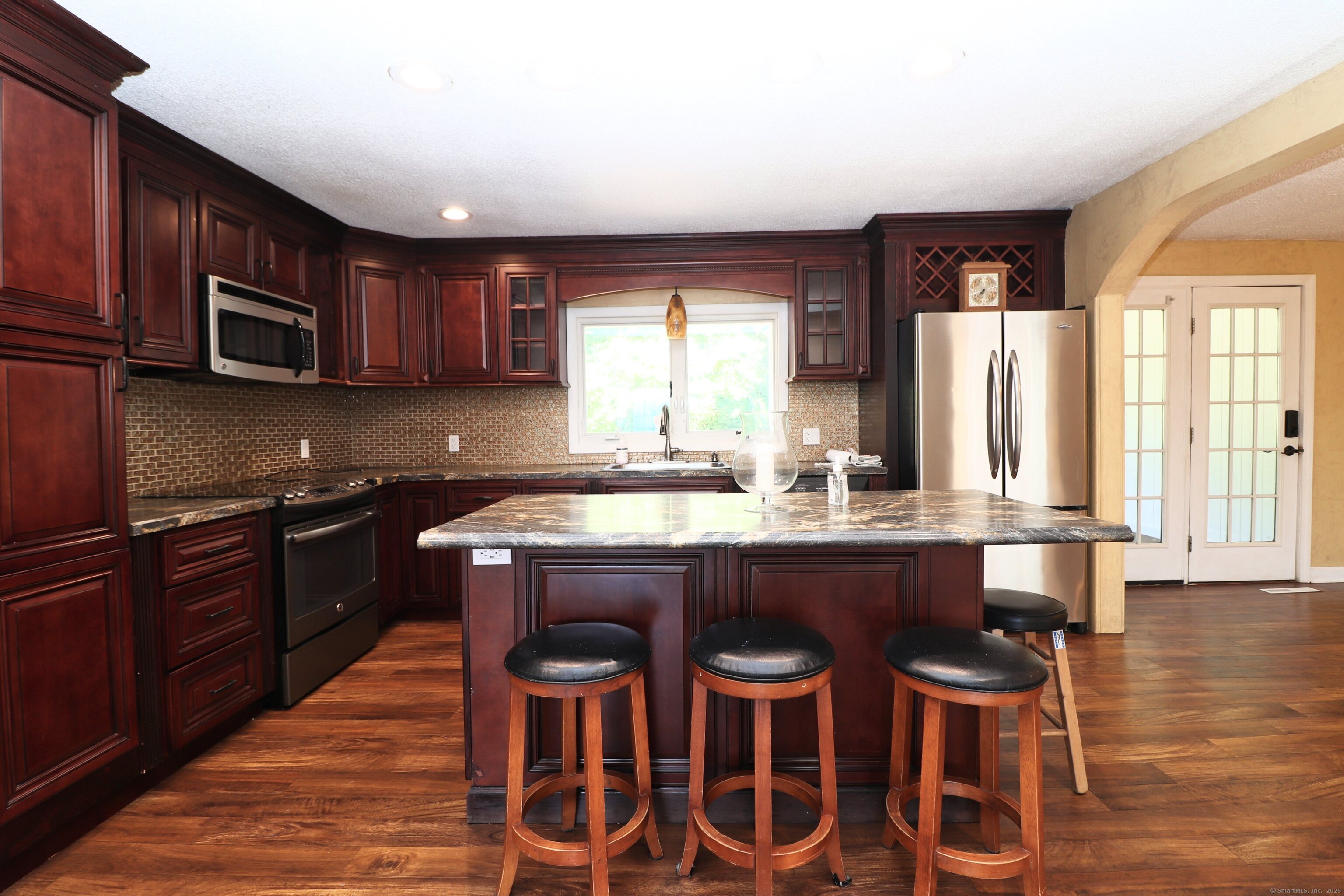 36 Aveline Avenue, Middlebury, Connecticut image 3