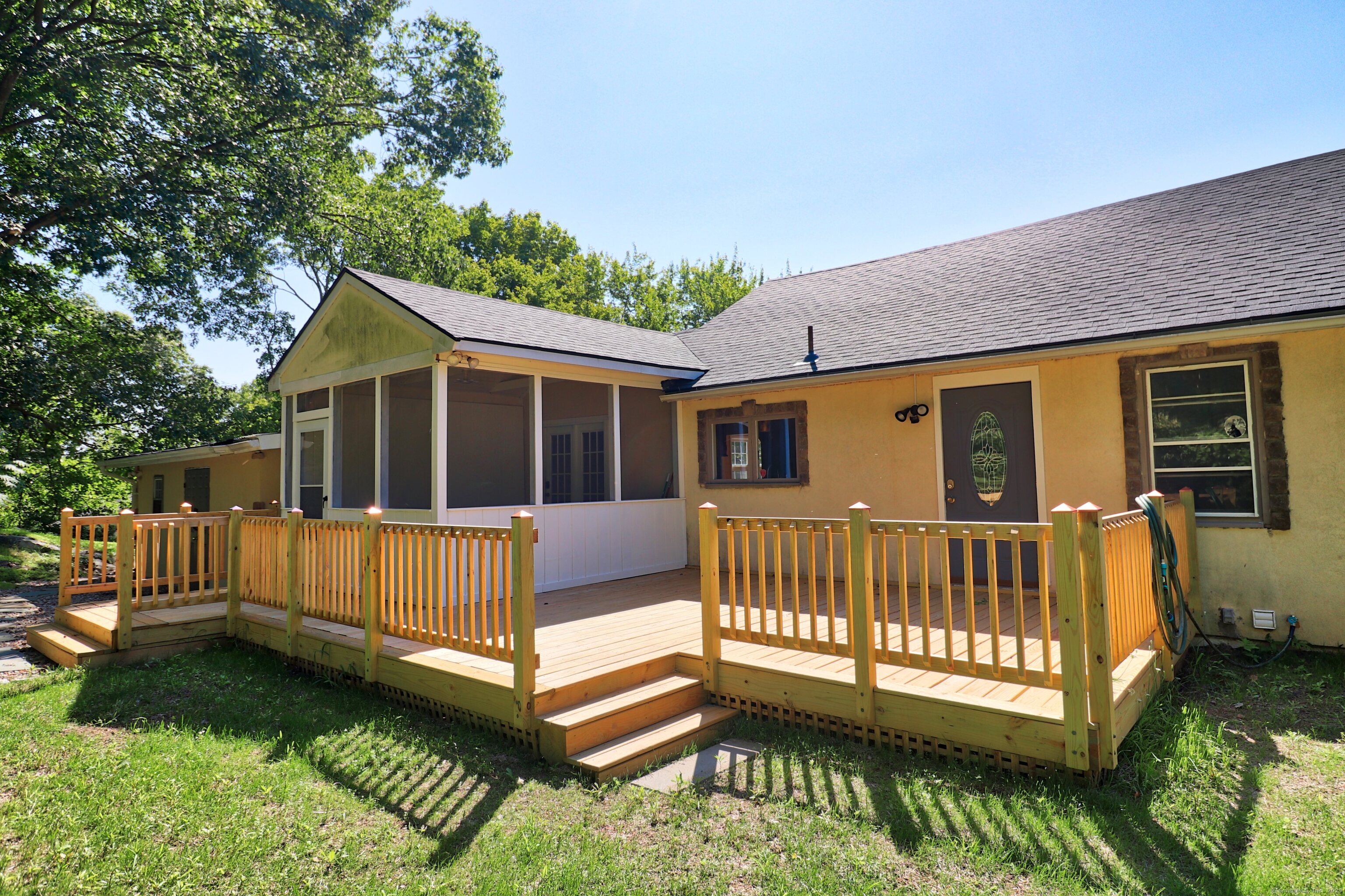 36 Aveline Avenue, Middlebury, Connecticut image 22