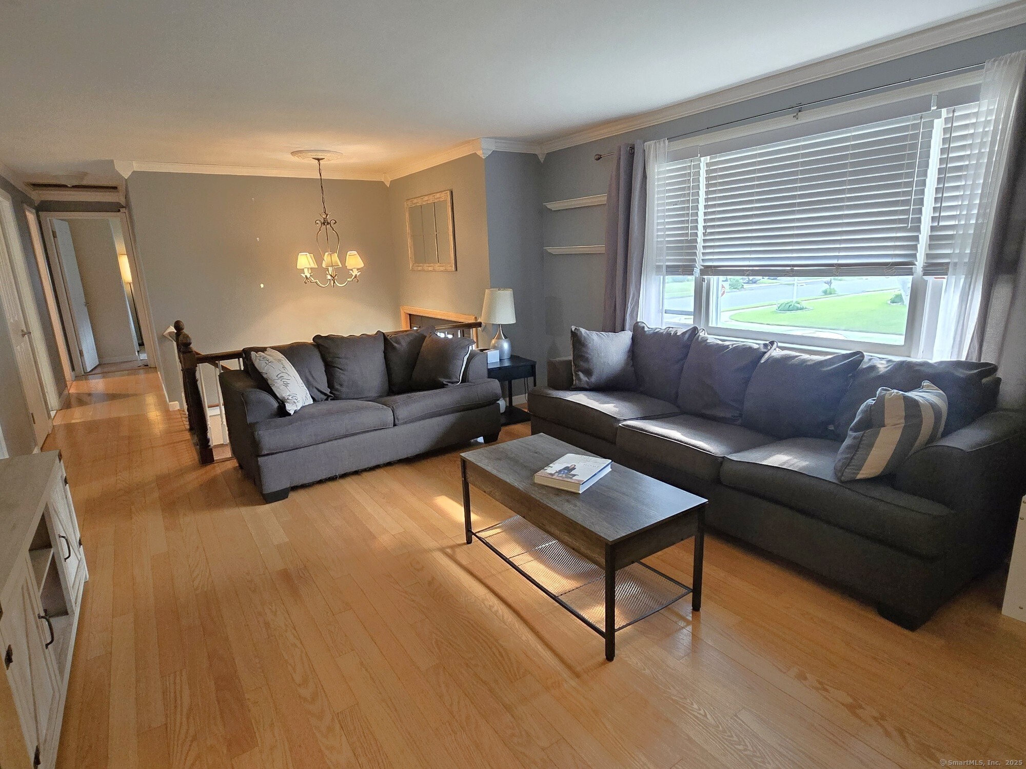 6 Cynthia Drive