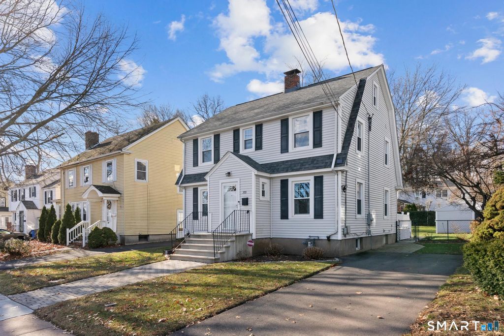 Photo of 393 Campfield Avenue, Hartford, CT 06114 (MLS # 24142968)