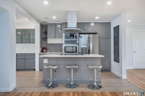 20 Dorothy Street Milford CT 06460