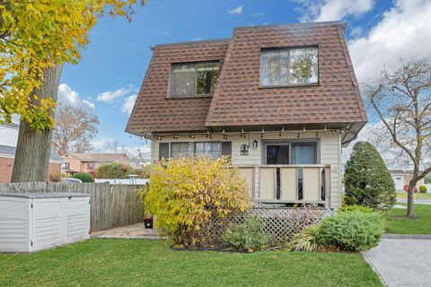 Tiny photo for 31 Wascussee Lane #65, Stamford, CT 06902 (MLS # 24143638)