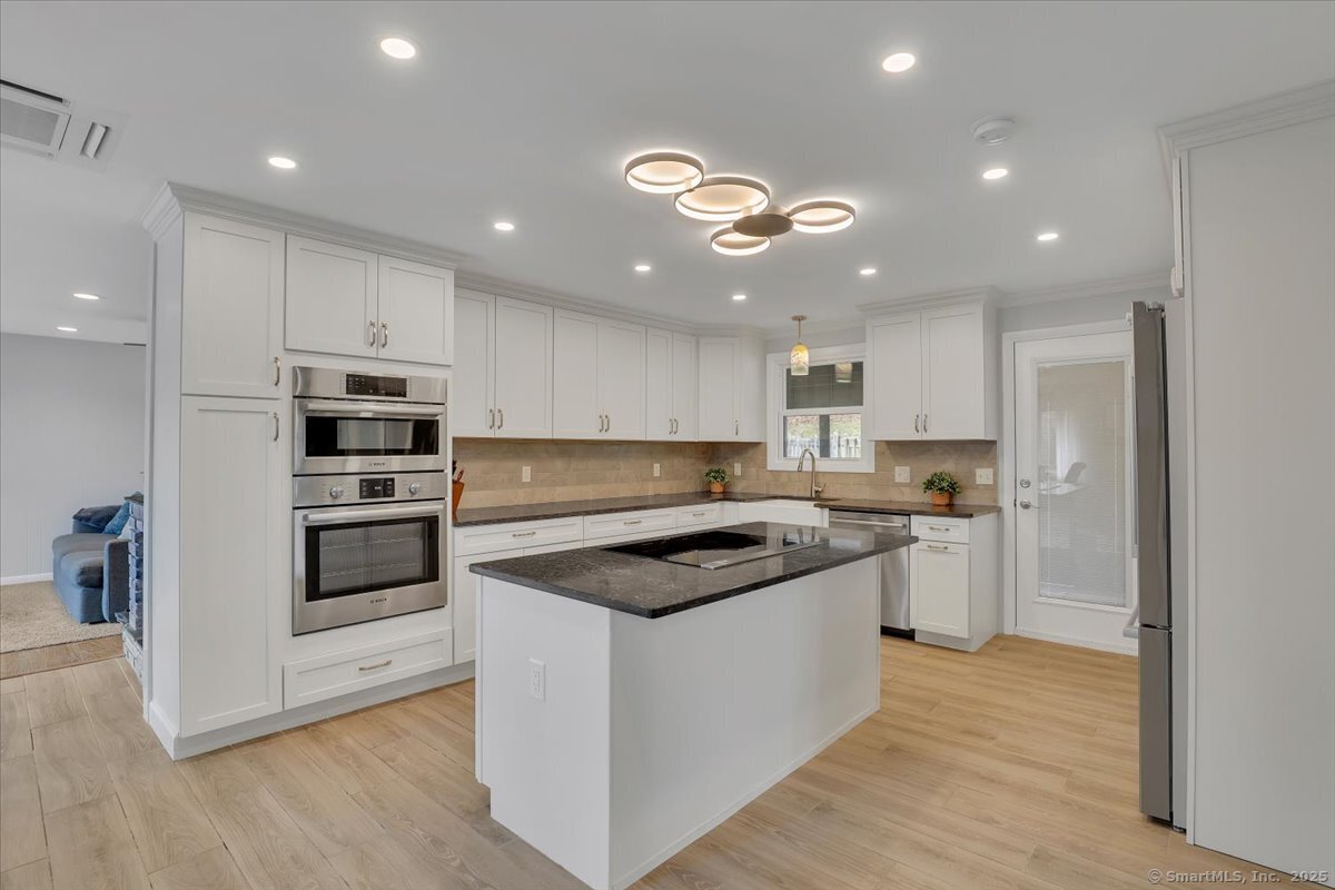 85 Margarite Road Extension, Middletown, Connecticut image 3