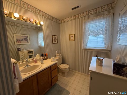 Tiny photo for 13 Quail Court #13, Windsor Locks, CT 06096 (MLS # 24147843)