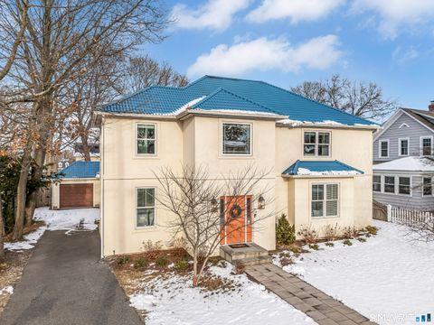 24 Anderson Avenue Milford CT 06460