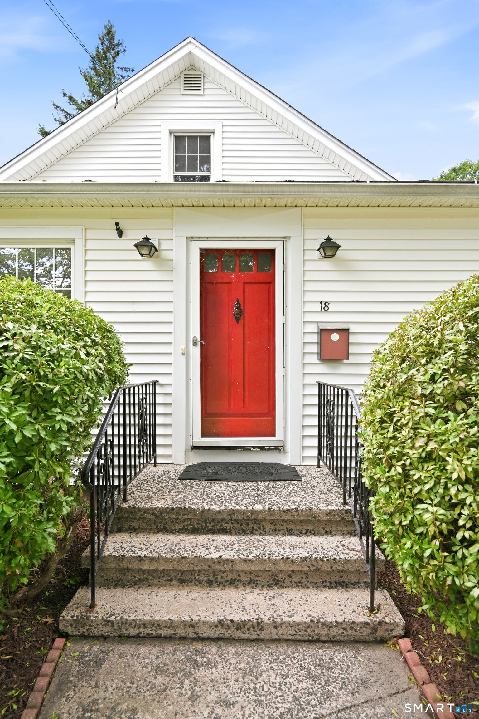 18 East Main Street