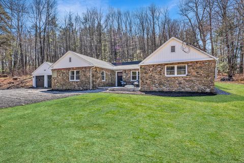 45 Westledge Road Simsbury CT 06092