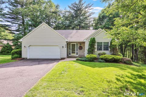 Photo of 10 Knollwood Circle, Enfield, CT 06082 (MLS # 24171130)