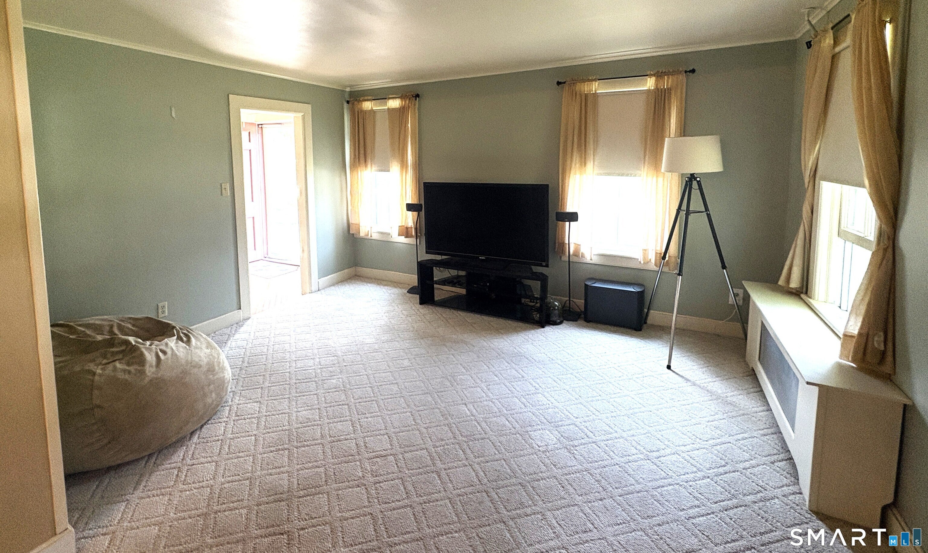 63 Elmwood Heights