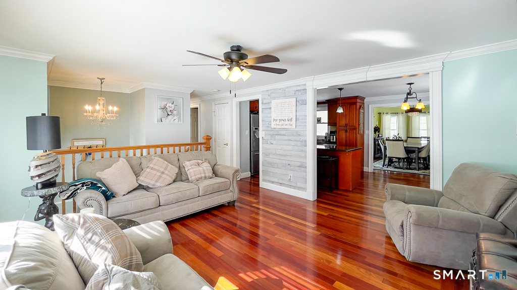 205 West Road