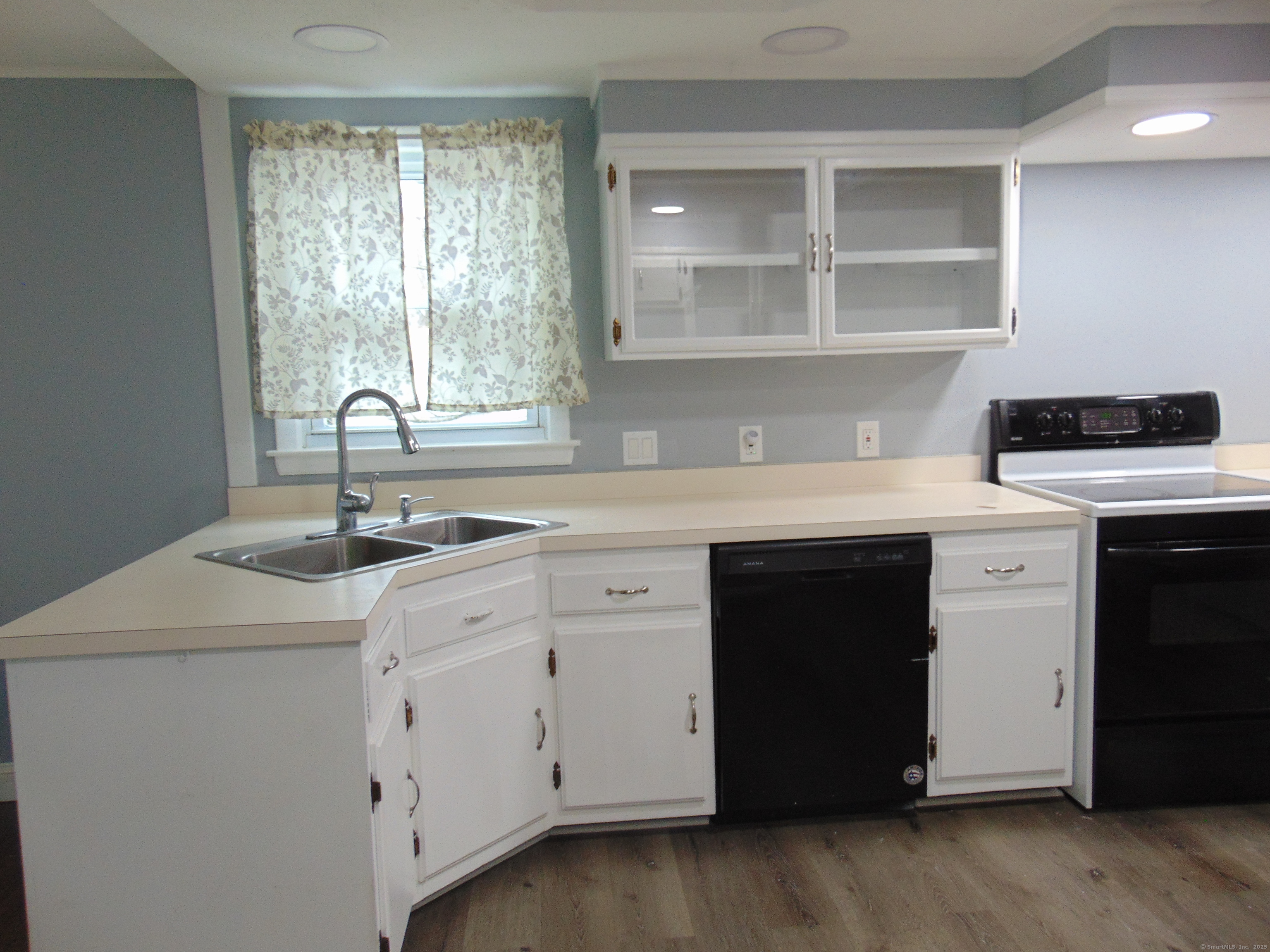 23 Wyoming Avenue, Waterbury, Connecticut image 24