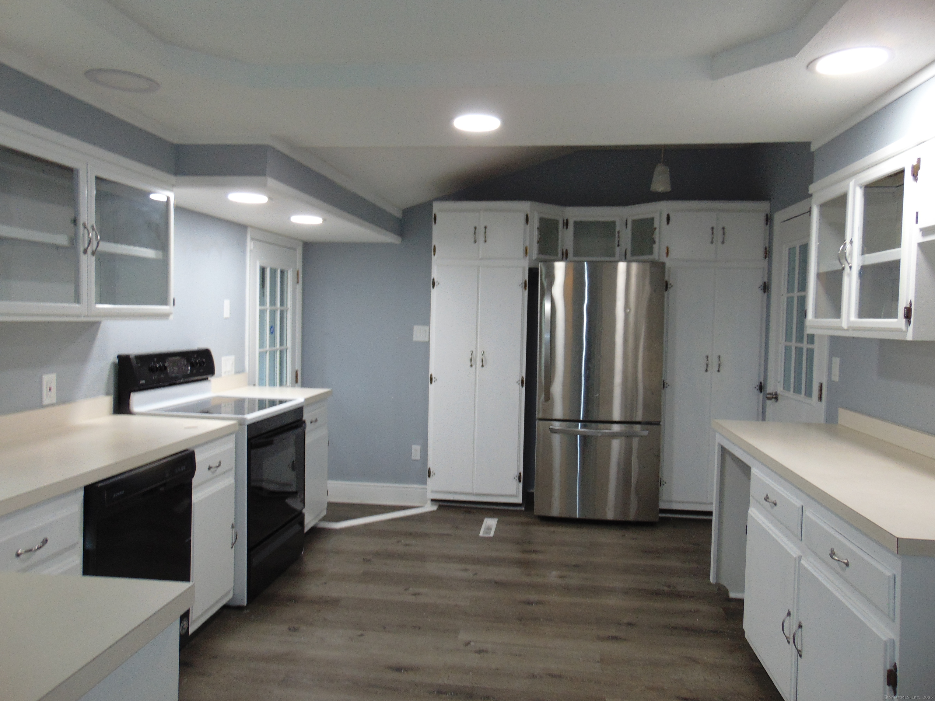 23 Wyoming Avenue, Waterbury, Connecticut image 10