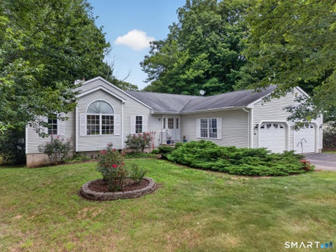 Homes For Sale - 11 John W Luty Drive<br/> New London County, Montville, CT 06370