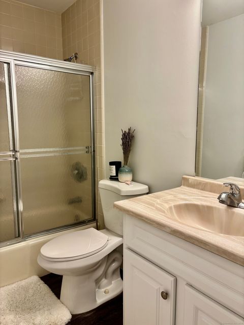 Tiny photo for 109 Harbour Close #109, New Haven, CT 06519 (MLS # 24134684)