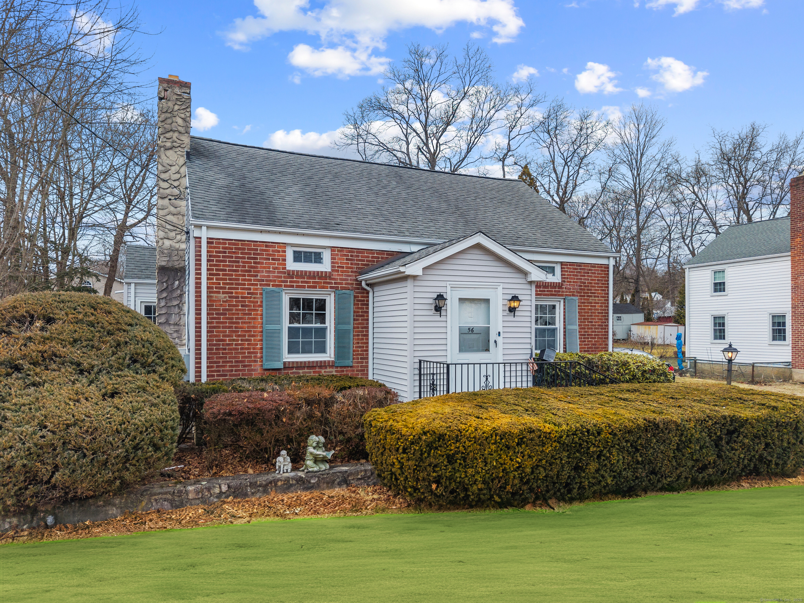 Property for Sale at Minivale Road, Stamford, Connecticut - Bedrooms: 3 
Bathrooms: 4 
Rooms: 7  - $775,000