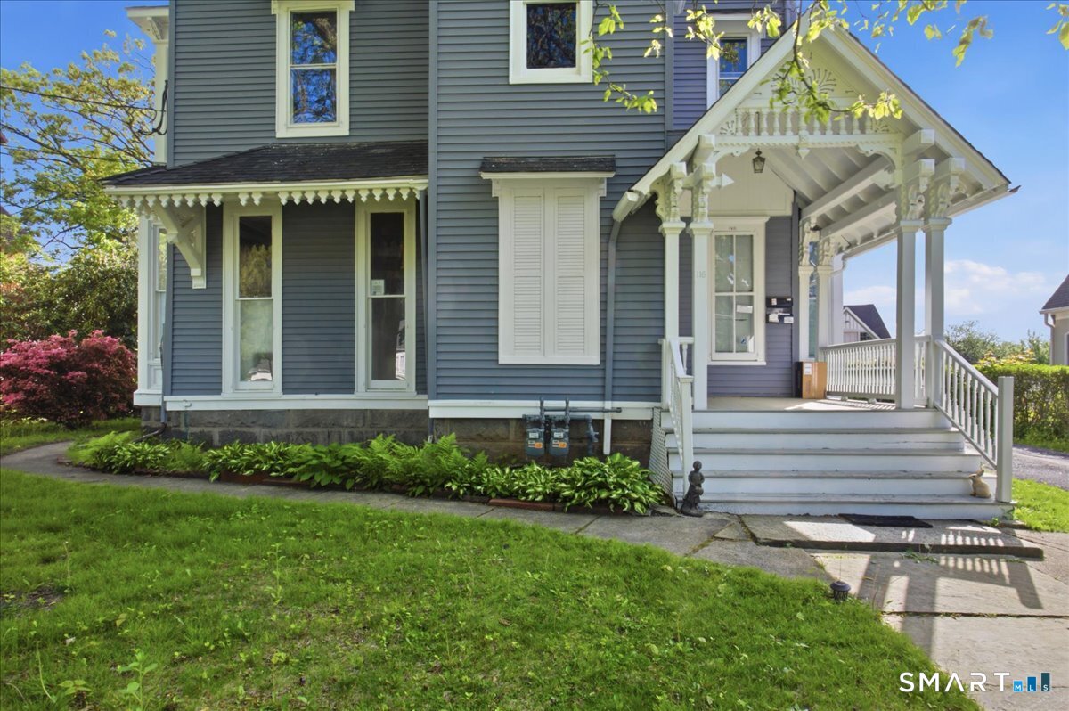 116 Deer Hill Avenue