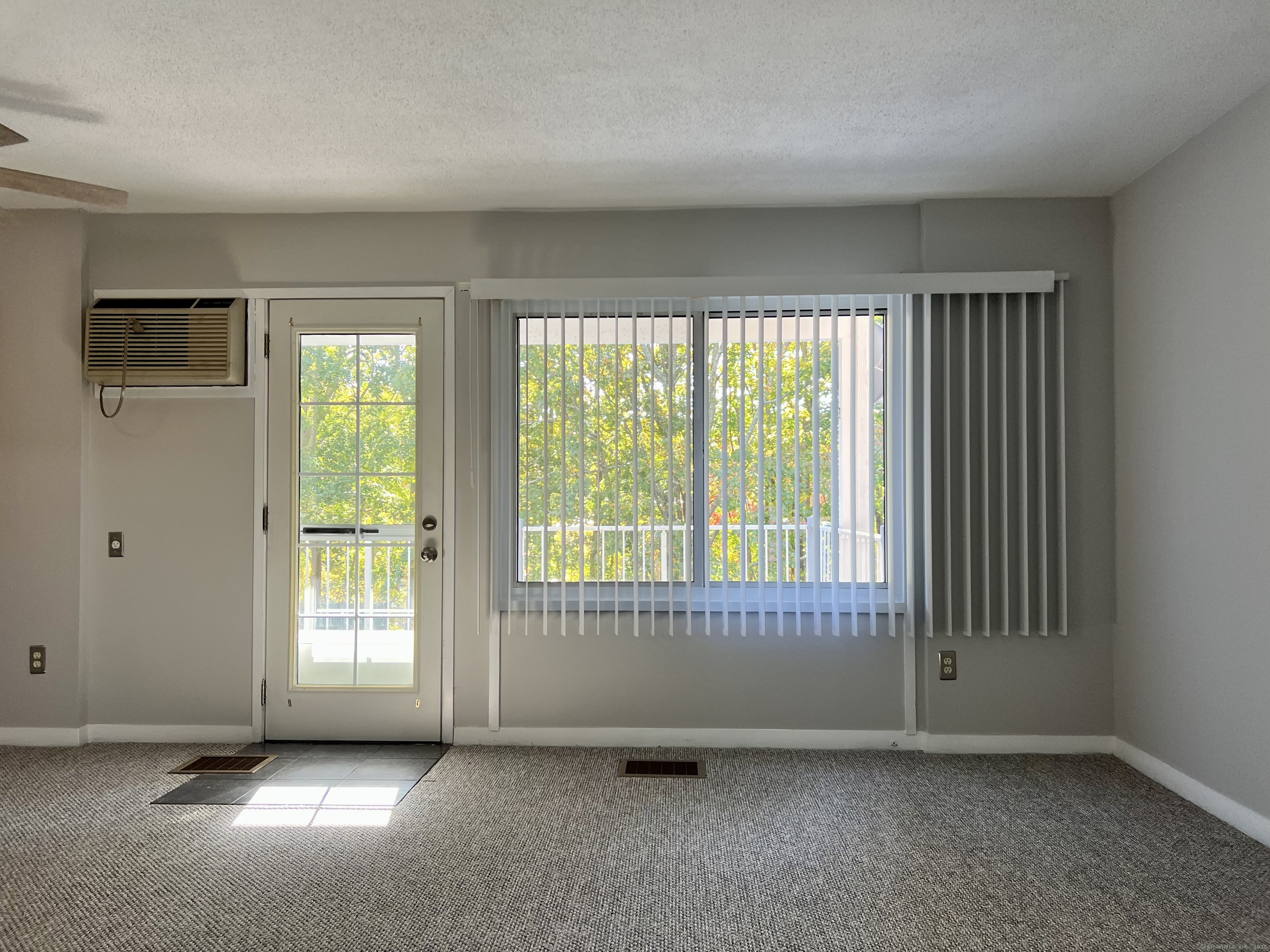 280 Gardner Avenue D4