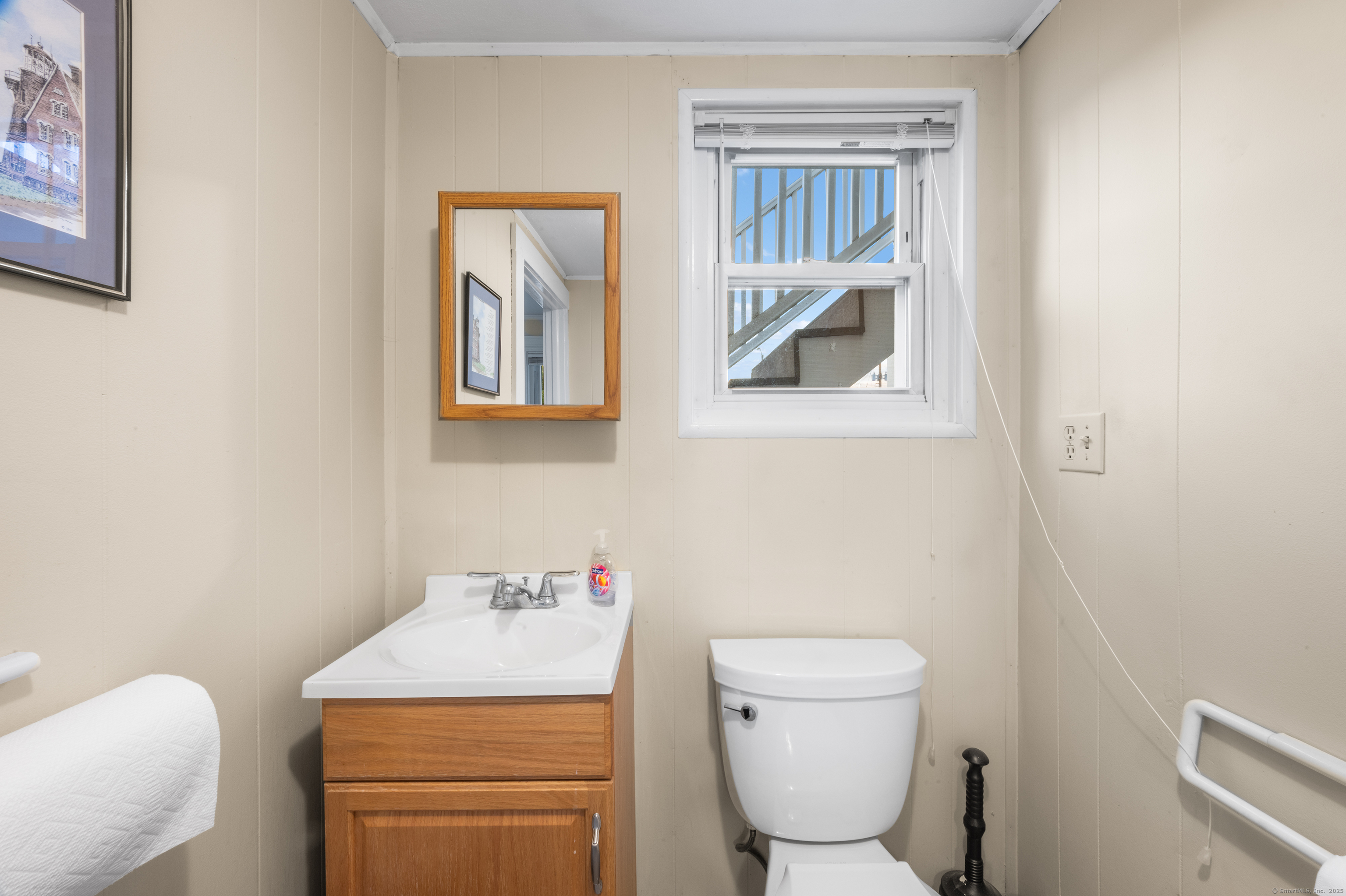 124 W Town Street, Norwich, Connecticut image 16