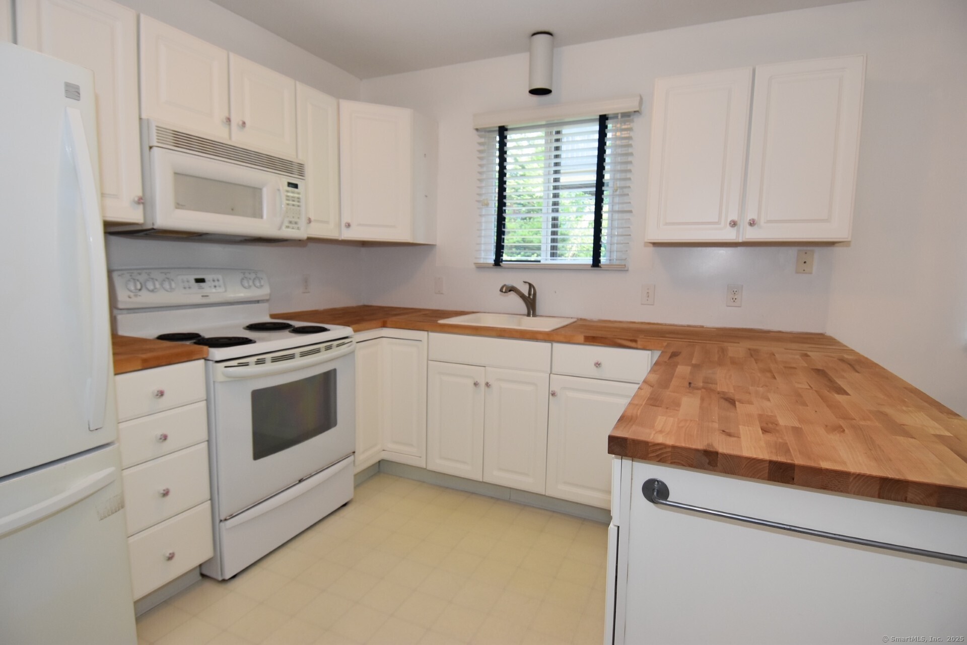 132 Heritage Village A