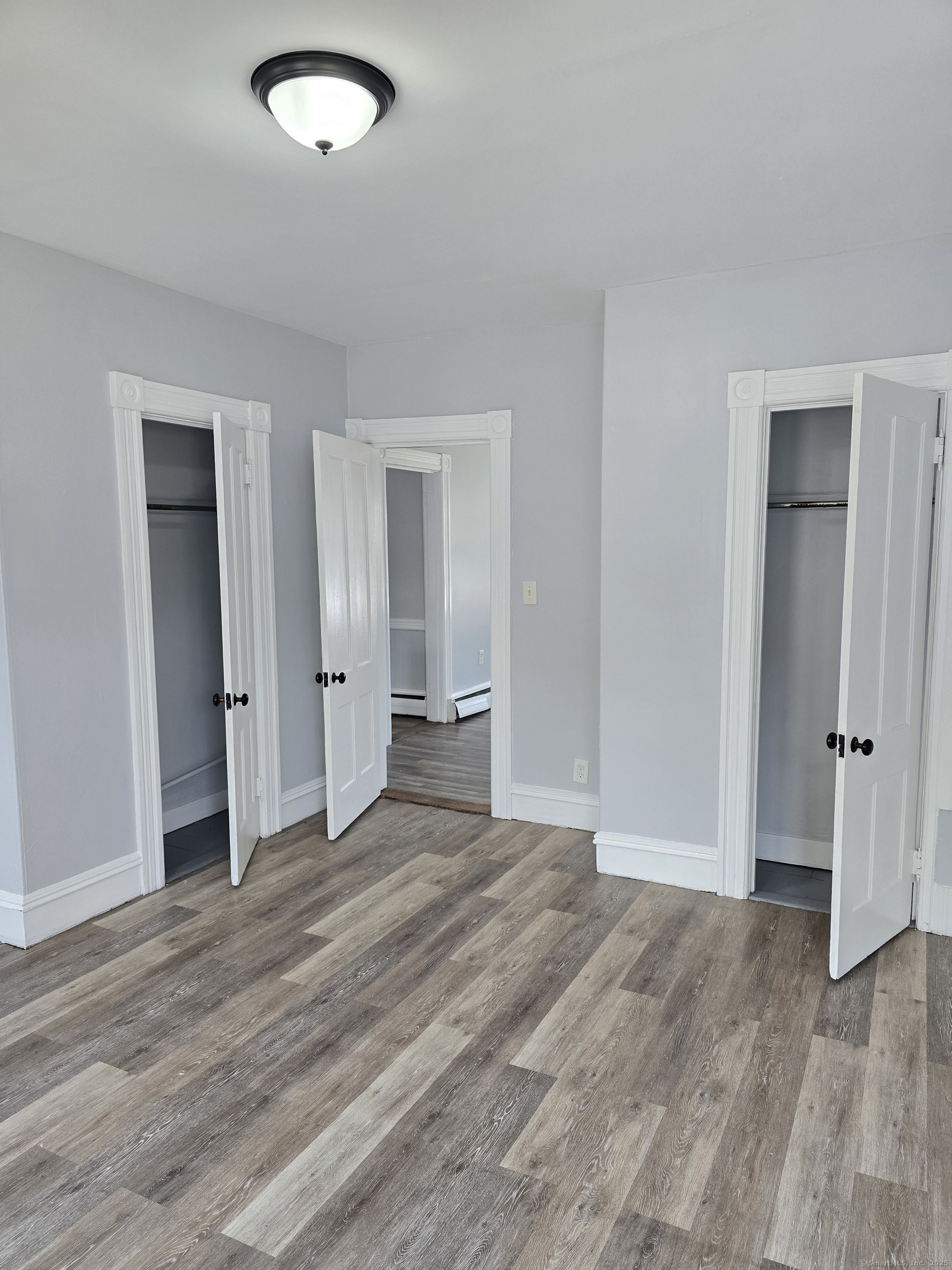 East Hartford, Connecticut 06108, United States, 4 Bedrooms Bedrooms, ,2 BathroomsBathrooms,Residential,Pending,172699